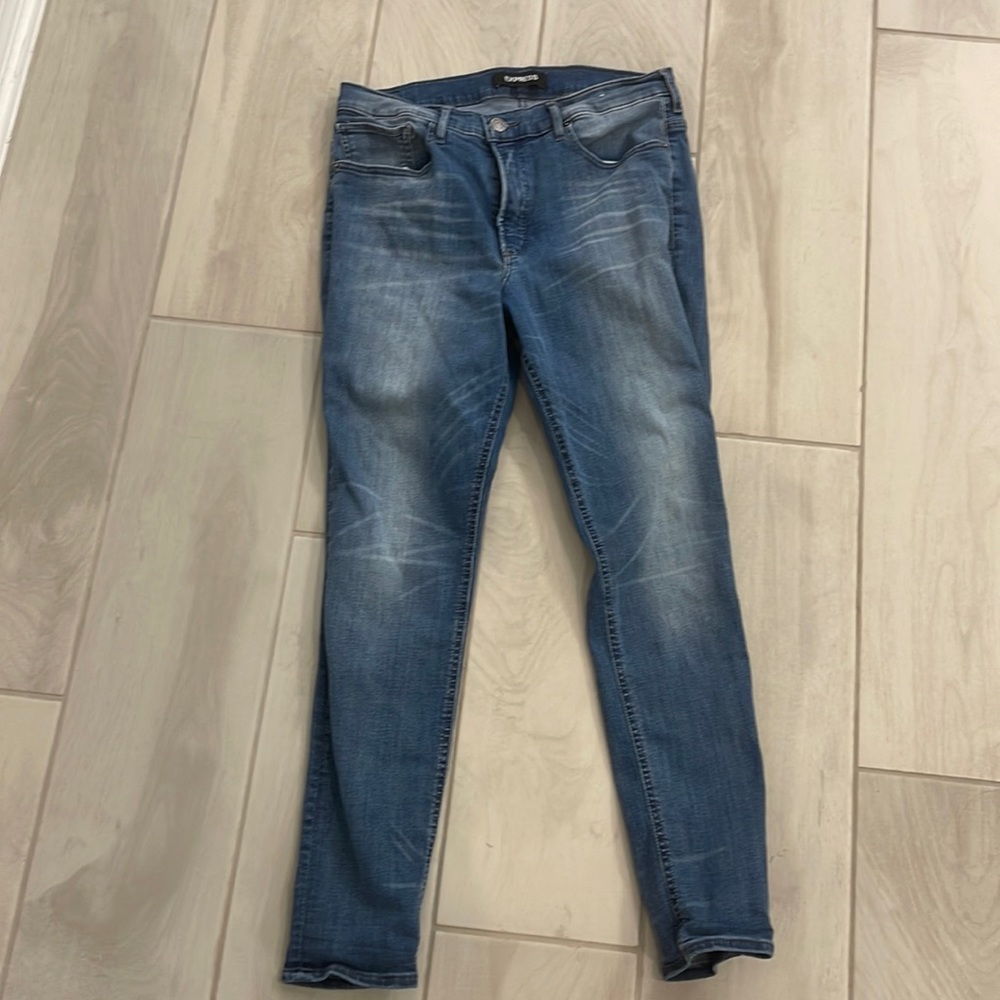 High Rise Jegging